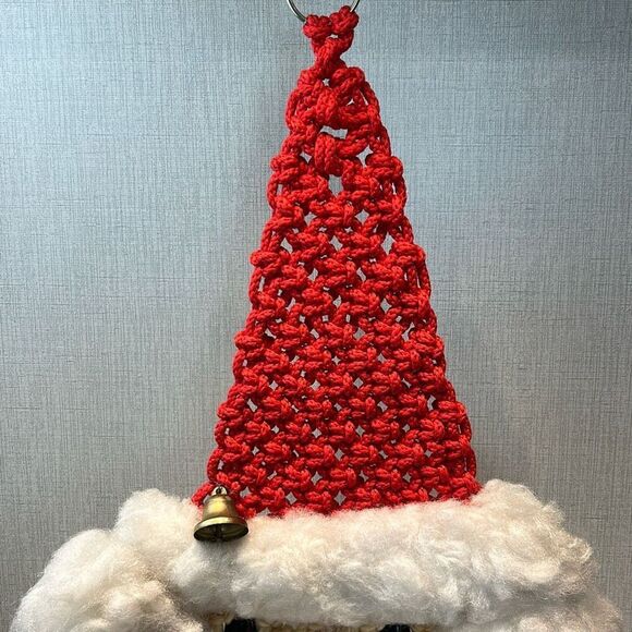 Vtg Macrame Santa Claus Christmas Holiday Decor Wall Hanging Handmade - Picture 4 of 7
